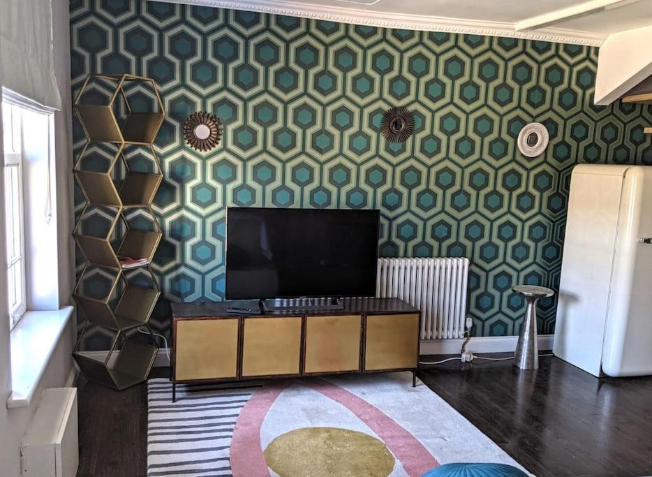 Folka Rocks Apartment Folkestone Bagian luar foto